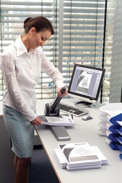 PERFORATOR ZILVER 25MM 5182