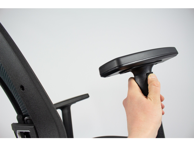 Bureaustoel Linea New Malice 01, zwart, met 1D armleuning