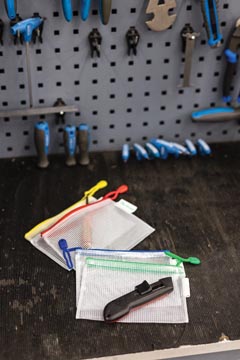 OPBERGTAS MET RITS A6 8X